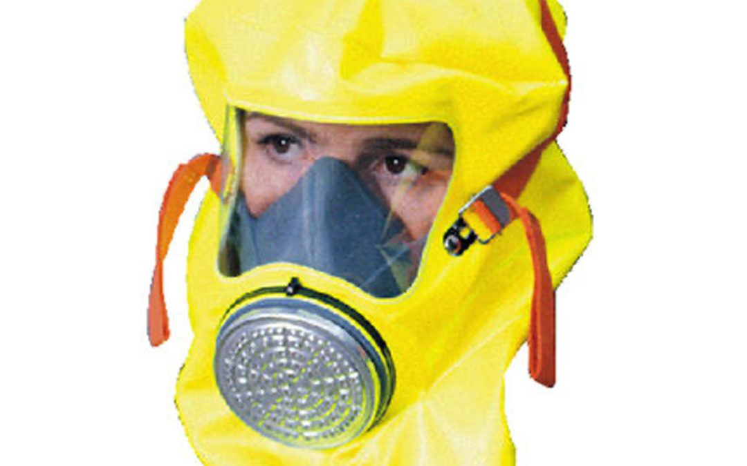 Port du masque de protection respiratoire et/ou de la cagoule